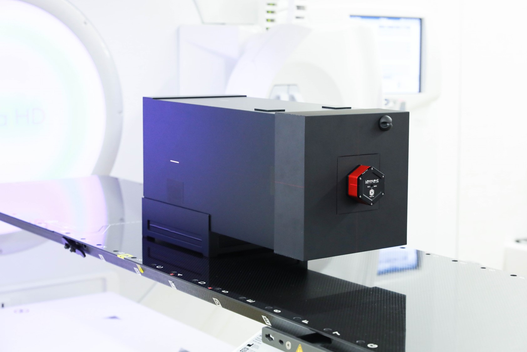 グッドデザイン賞を受賞：放射線科が新規開発した線量分布測定器